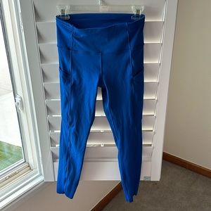 Lululemon wonder under leggings w/ pocket. Size 4, 25”. Cobalt blue